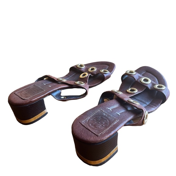 Tory Burch Brown Strappy Sandals with Gold Grommets - Picture 4 of 9
